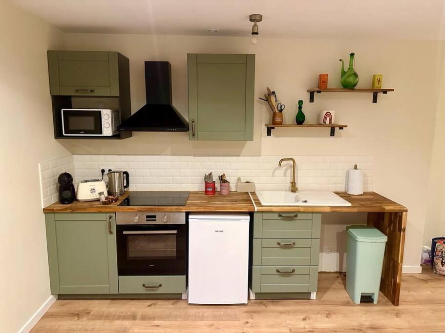 Appartement Au Coeur De La Ville Fortifiee บูโลญ-ซูร์-แมร์ ภายนอก รูปภาพ